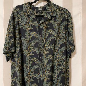 Claiborne Hawaiian Style Button Down Shirt